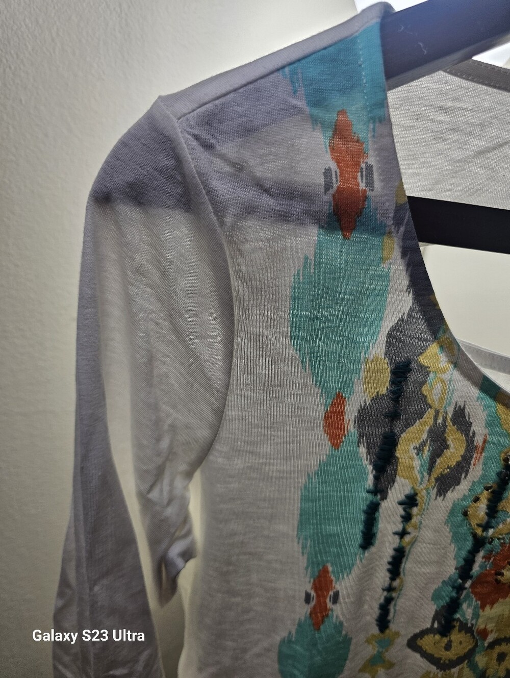 Top with Multicolor Aztec Print - Picture 3 of 11